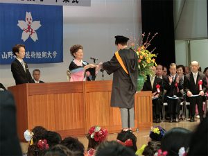 学位記授与