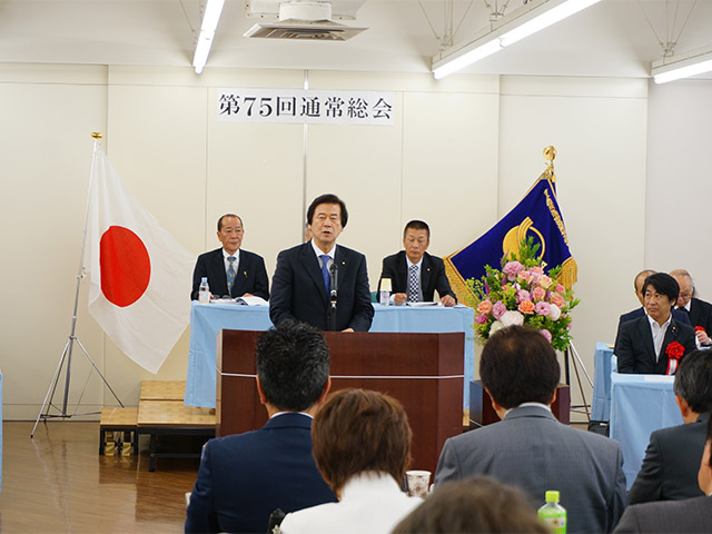 吉井理事長あいさつ